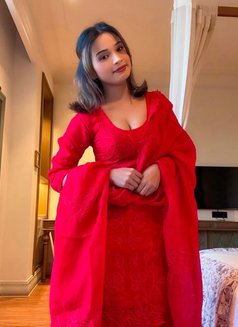 Trisha - escort in Pune Photo 2 of 7