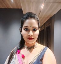 Trisha Sharma Independent - puta in Navi Mumbai