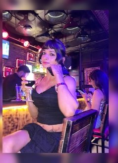 TRISHA SHEMALE VISITOR - Transsexual escort in New Delhi Photo 15 of 19