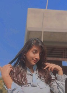 Trisha Singh - escort in Pune Photo 4 of 5