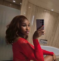 Trisha - puta in Gurgaon