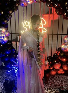 TRISHA TIWARI - Acompañantes transexual in Indore Photo 29 of 30