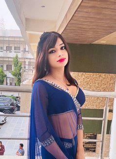 TRISHA TIWARI VISTOR - Acompañantes transexual in Kanpur Photo 24 of 29