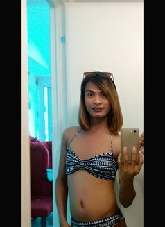 Trishamae - Transsexual escort in Makati City Photo 3 of 3