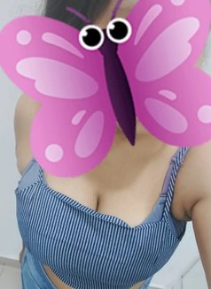 Trishi ( Cam & Visit Girl) - escort in Colombo Photo 4 of 8