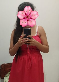 Trishi ( Visit & Cam ) - escort in Colombo Photo 6 of 8