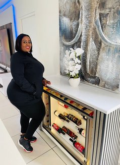 Trishy - escort in Randburg Photo 3 of 3