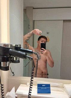 Tristan - Acompañantes masculino in Manila Photo 2 of 4