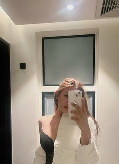 Trixie - Transsexual escort in Manila Photo 1 of 5