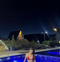 Trixie - escort in Manila