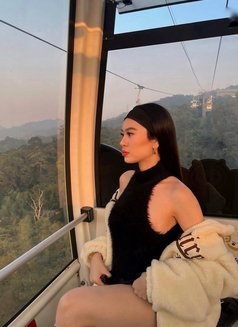 Trixie - escort in Manila Photo 8 of 13