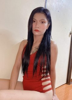 Trixie - escort in Manila Photo 6 of 7
