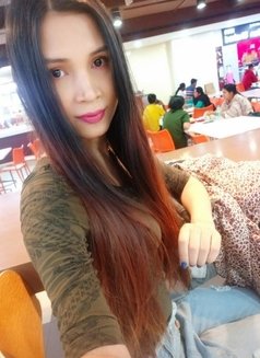 Trixie - Transsexual escort in Bangalore Photo 12 of 13