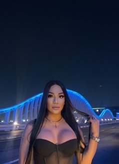 Trixie Smith - Transsexual escort in Dubai Photo 1 of 4