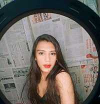 Trixie - Transsexual escort in Manila