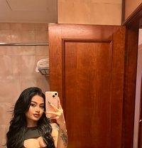 Trixie - escort in Bali