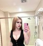 Trixie Suxker - puta in Manila Photo 1 of 6