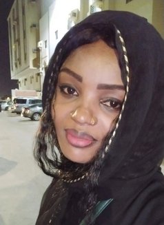 Ritah - escort in Jeddah Photo 2 of 4