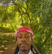 Troy - masseur in Nairobi