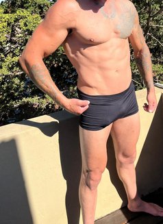 Troyy - Male adult performer in Cape Town Photo 2 of 2