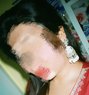 Call girl in Bangalore independent girl - puta in Bangalore Photo 5 of 5