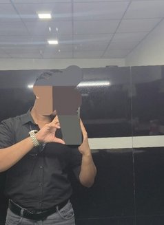 Trusted Discreet Partner for Ladies - Male escort in Colombo Photo 1 of 1