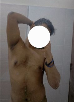 Trusted Discreet Partner for Ladies - Male escort in Colombo Photo 2 of 3