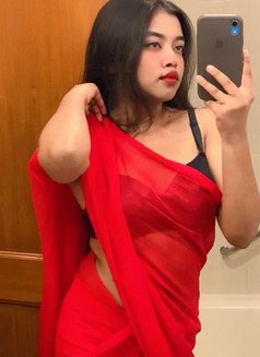 Trusted Female Escorts With Hand 2 Han - puta in Chennai Photo 3 of 3