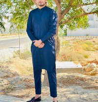 Try - Male escort in Karāchi