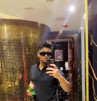 Trymax66 - Acompañantes masculino in Dubai