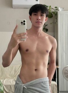 TryNiceboy - Male escort in Dubai Photo 2 of 4