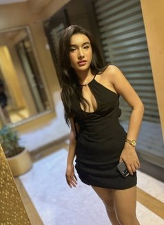 TS Aella (The Most Youngest Mistress) - Transsexual escort in Mumbai Photo 14 of 19