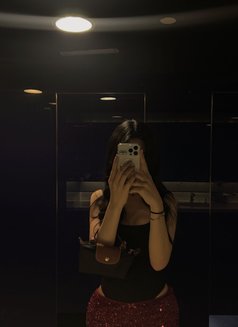 Amaina Th - Transsexual escort in Abu Dhabi Photo 15 of 16