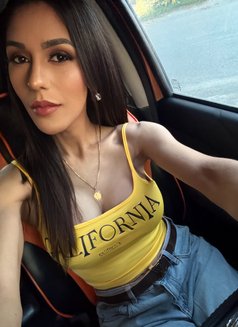 Ts Amanda versatile - Transsexual escort in Tokyo Photo 29 of 30