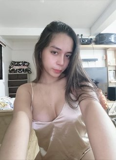 Ts Amy Huge C*ck - Transsexual escort in Manila Photo 1 of 5