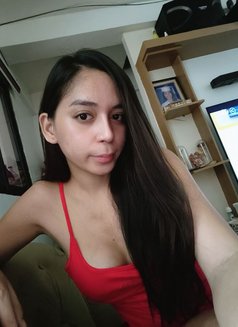 Ts Amy Huge C*ck - Transsexual escort in Manila Photo 4 of 5