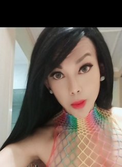TS Andini - Hot, passionate, fun & party - Acompañantes transexual in Bali Photo 11 of 18