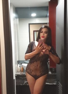 TS Andini - Hot, passionate, fun & party - Transsexual escort in Jakarta Photo 18 of 19