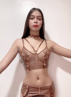 Ts Andrea Cum - Transsexual escort in Makati City Photo 4 of 5