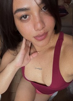 Ts Arcy - Transsexual escort in Manila Photo 14 of 17