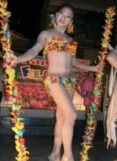 Ts Ashley - Transsexual escort in Manila Photo 1 of 3