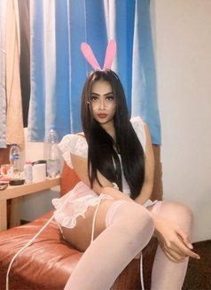 VERS HUGE LOAD WITH BIG DICK & CUTE BOT - Transsexual escort in Jakarta Photo 17 of 24