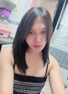 Ts Ava - Transsexual escort in Abu Dhabi Photo 2 of 2