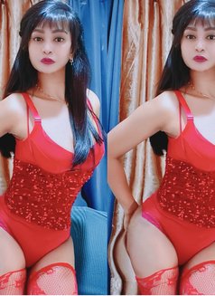 Ts Avie - Transsexual escort in Makati City Photo 1 of 15