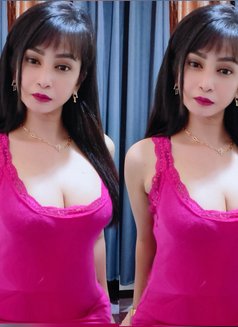 Ts Avie - Transsexual escort in Makati City Photo 4 of 15