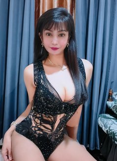Ts Avie - Transsexual escort in Makati City Photo 14 of 15