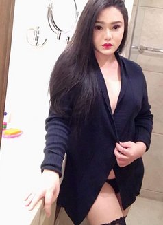 Ts Ayesha - Transsexual escort in Macao Photo 1 of 20