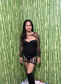 Ts Bea - Transsexual escort in Manila Photo 7 of 9