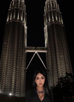 Ts Big Sarah - Acompañantes transexual in Kuala Lumpur Photo 14 of 15