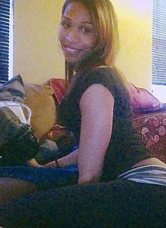 Ts Brianna - Transsexual escort in Dubai Photo 4 of 5